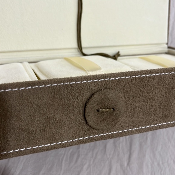 PANDORA  JEWELRY LEATHER BOX WITH 3 TRAYS - Picture 9 of 15